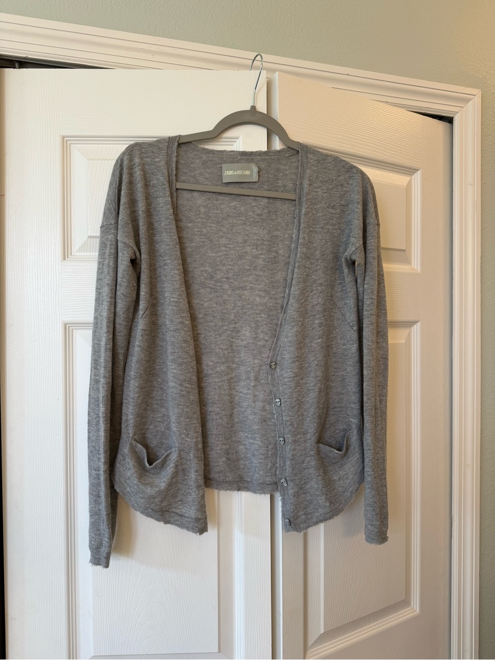 ZADIG & VOLTAIRE grey cashmere sweater skull buttons size small - Picture 3 of 8